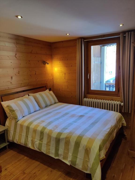 Spacious Ski Chalet In Traditional French Village, Sleeps 8, Four Star With Fibre Broadband Абонданс Экстерьер фото