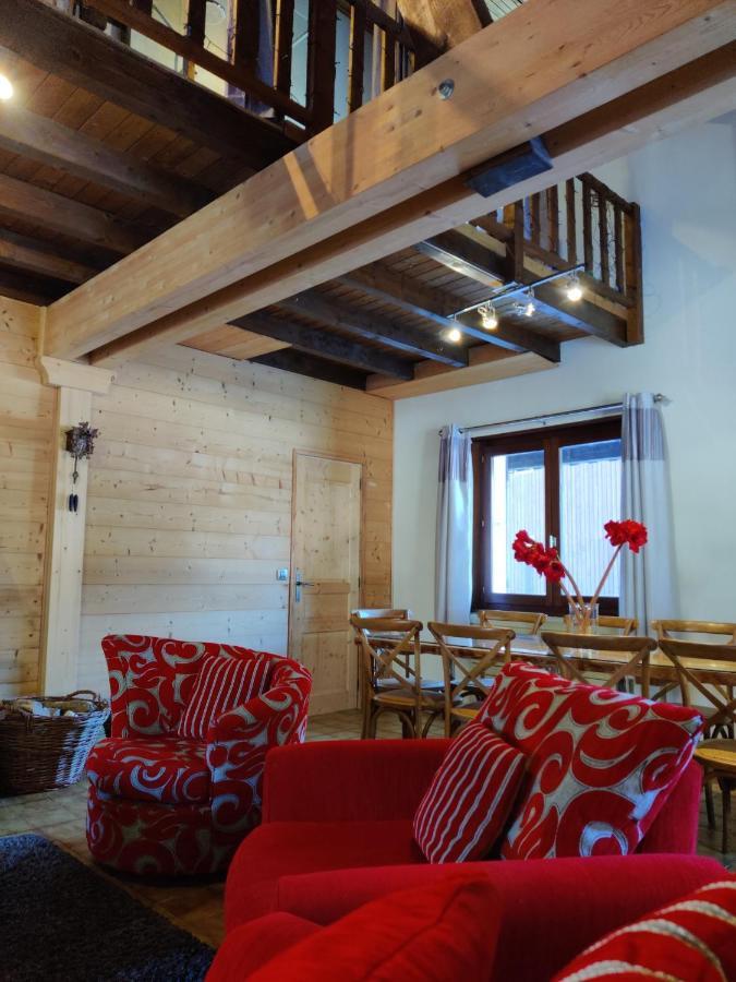 Spacious Ski Chalet In Traditional French Village, Sleeps 8, Four Star With Fibre Broadband Абонданс Экстерьер фото
