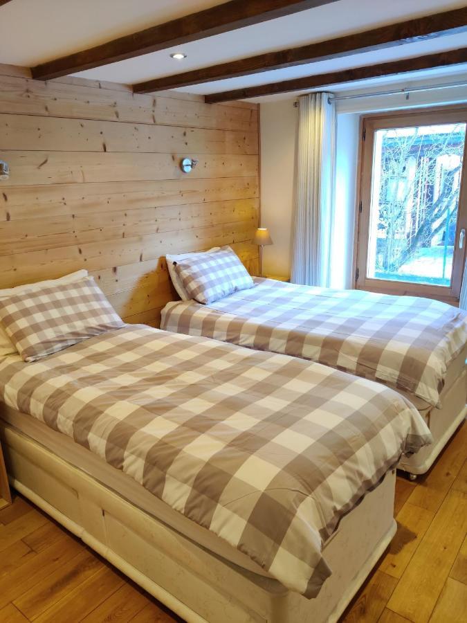 Spacious Ski Chalet In Traditional French Village, Sleeps 8, Four Star With Fibre Broadband Абонданс Экстерьер фото