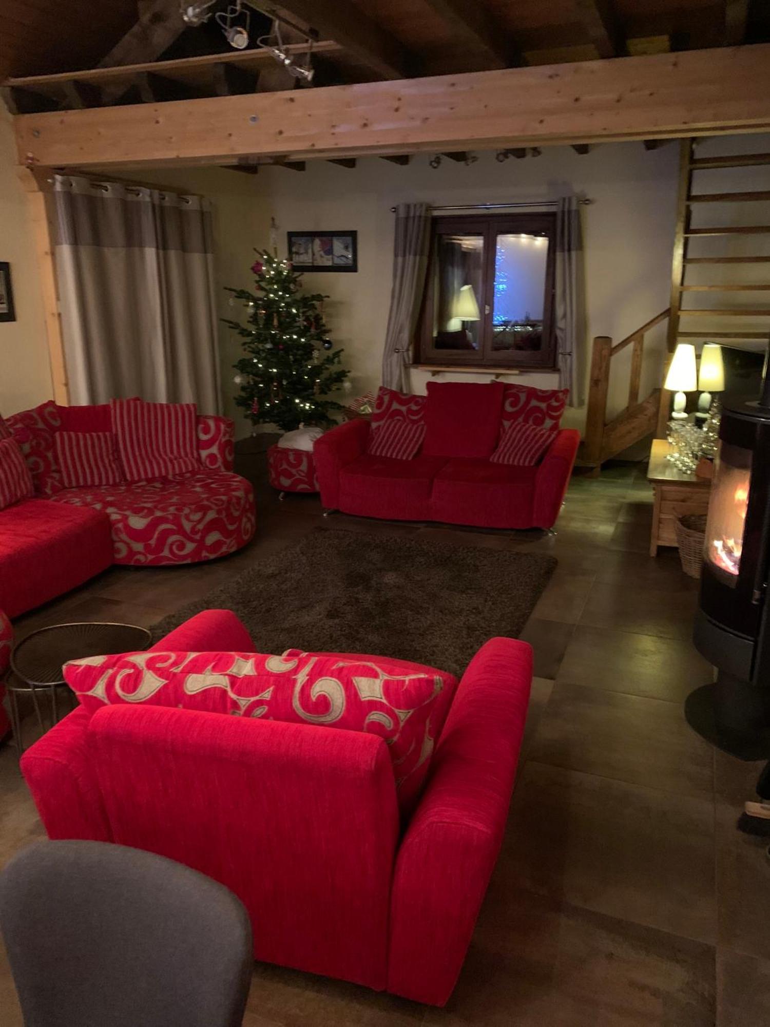 Spacious Ski Chalet In Traditional French Village, Sleeps 8, Four Star With Fibre Broadband Абонданс Экстерьер фото